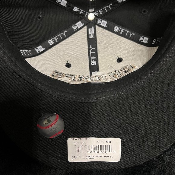 Los Angeles Dodgers 2020 World Series Champions Snapback Hat - Picture 8 of 8